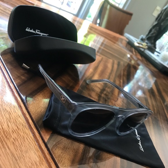 Salvatore Ferragamo Accessories - AUTHENTIC Salvatore Ferragamo Sunglasses Salvatore Ferragamo Accessories - AUTHENTIC Salvatore Ferragamo Sunglasses